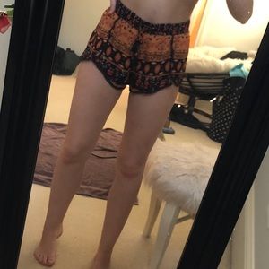 Ecote Shorts